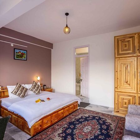 Zostel Homes Kotkhai Шимла Экстерьер фото