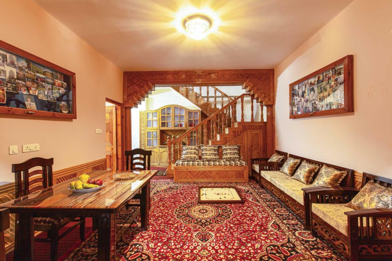 Zostel Homes Kotkhai Шимла Экстерьер фото